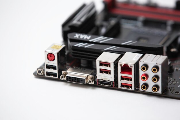 Do Motherboards Come With Sata Cables