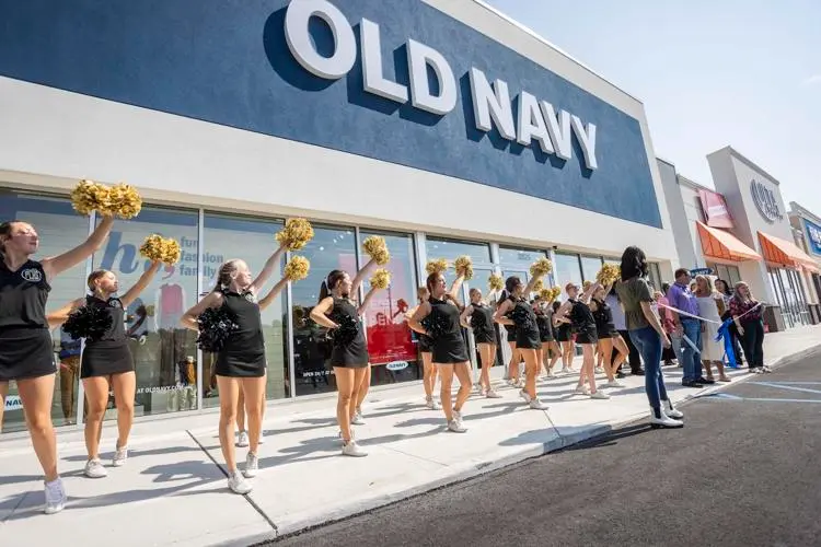 is old navy fast fashion